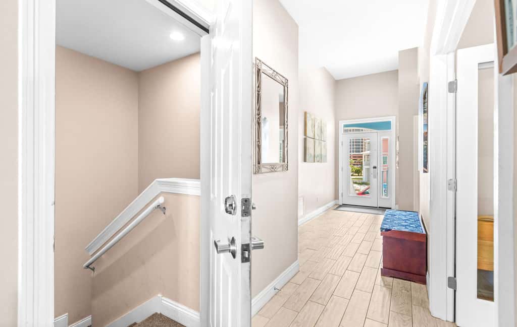 Stunning Beach Retreat with Shared Pool, Beach Access, Large Balcony & Gas Grill