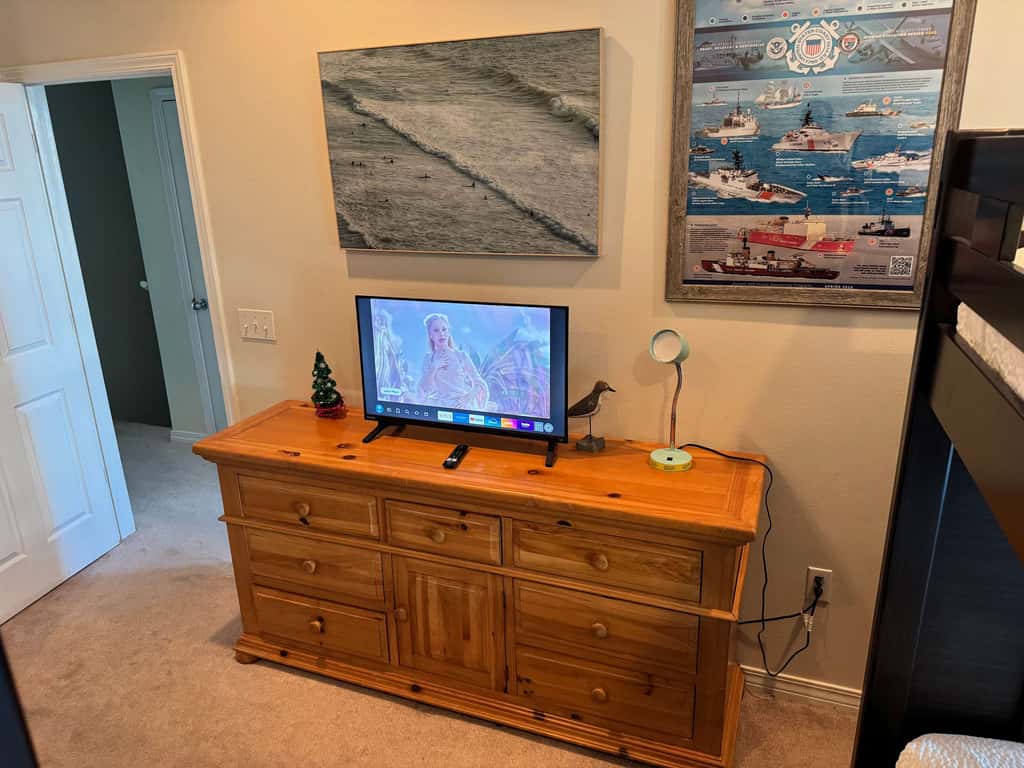 Beachfront townhome with ocean views, 2 balconies, WD, & AC - dog-friendly