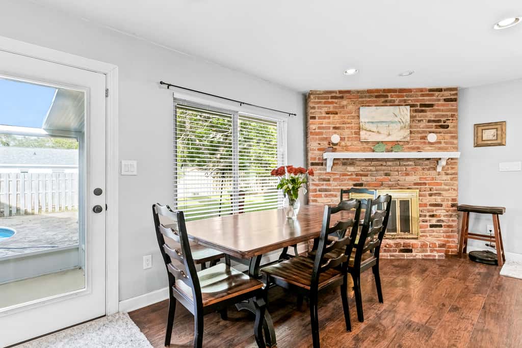 Dog-Friendly Home with Private Pool & High-Speed WiFi - Near Beach & Boat Launch