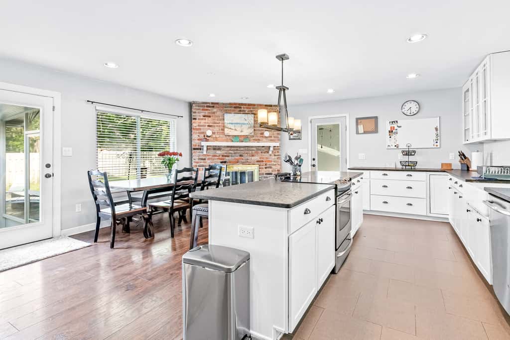 Dog-Friendly Home with Private Pool & High-Speed WiFi - Near Beach & Boat Launch