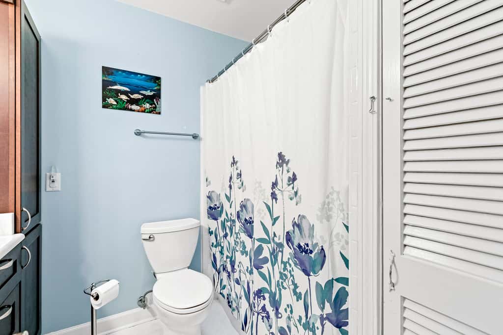 Dog-Friendly Home with Private Pool & High-Speed WiFi - Near Beach & Boat Launch