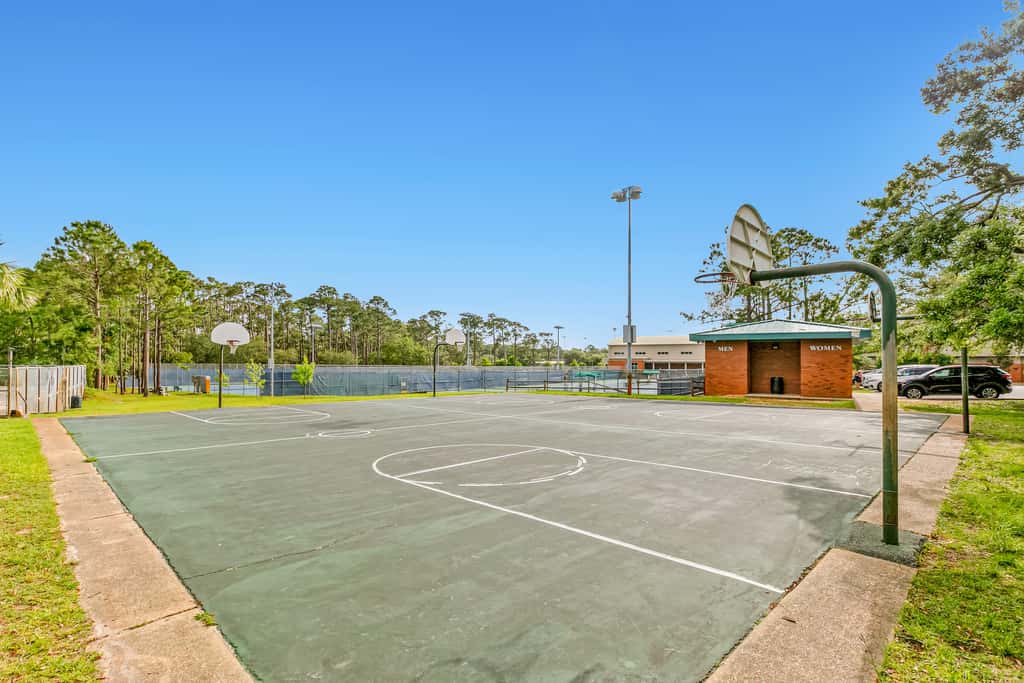 Dog-Friendly Home with Private Pool & High-Speed WiFi - Near Beach & Boat Launch