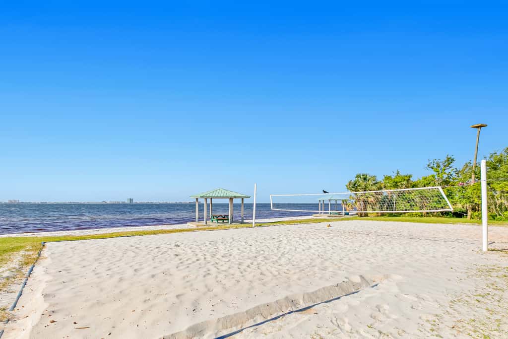 Dog-Friendly Home with Private Pool & High-Speed WiFi - Near Beach & Boat Launch