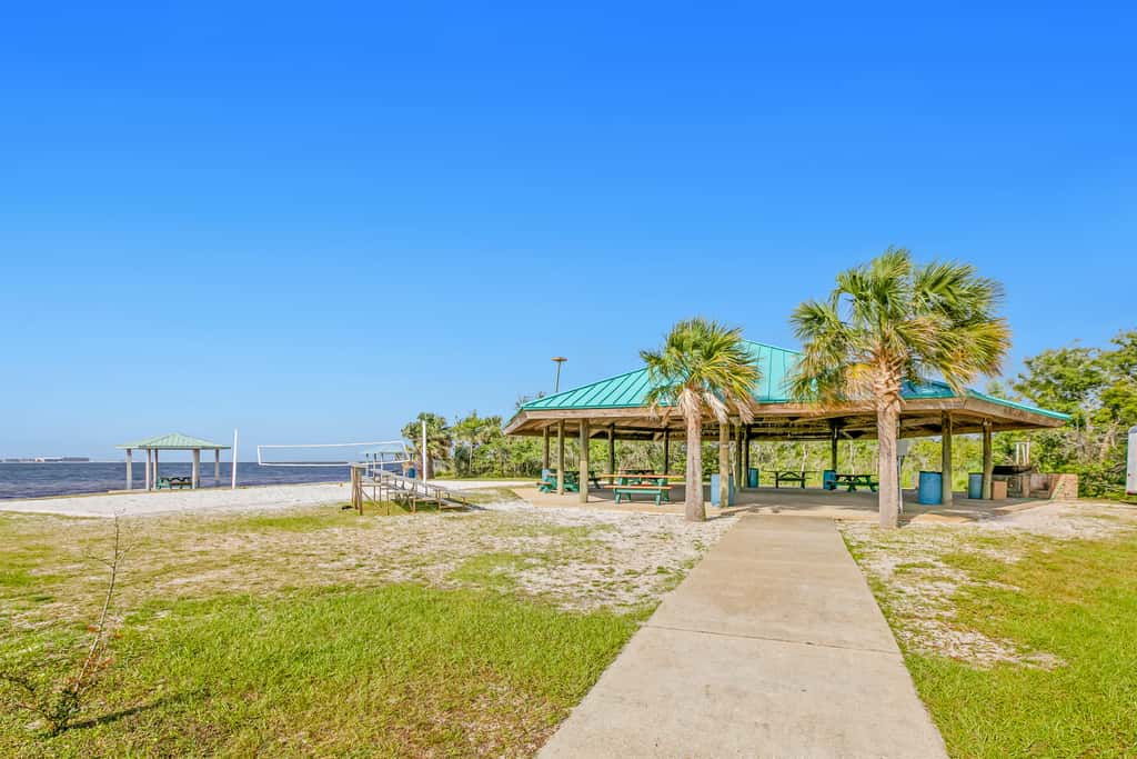 Dog-Friendly Home with Private Pool & High-Speed WiFi - Near Beach & Boat Launch