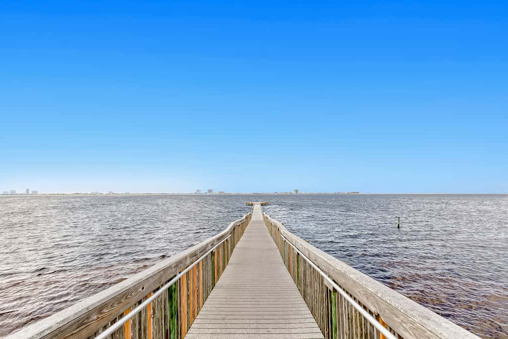 Dog-Friendly Home with Private Pool & High-Speed WiFi - Near Beach & Boat Launch