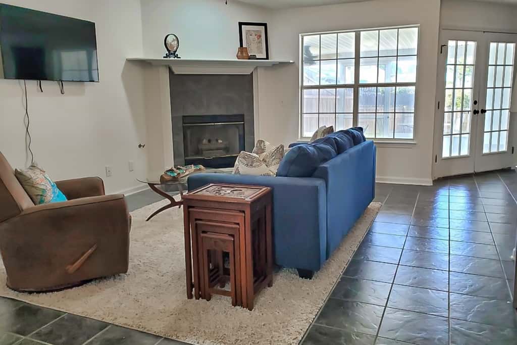 Gorgeous coastal home with plenty of space, dock and outdoor area