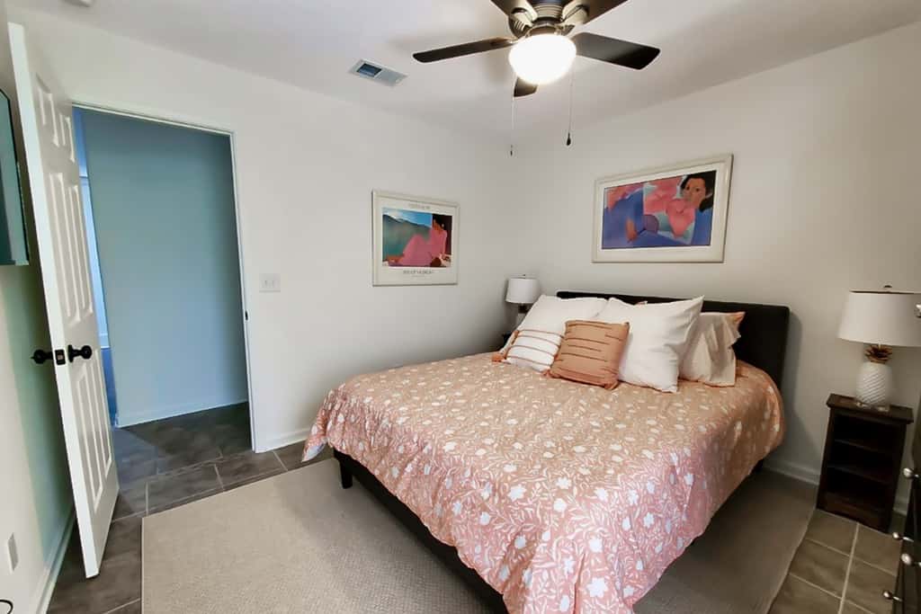 Gorgeous coastal home with plenty of space, dock and outdoor area