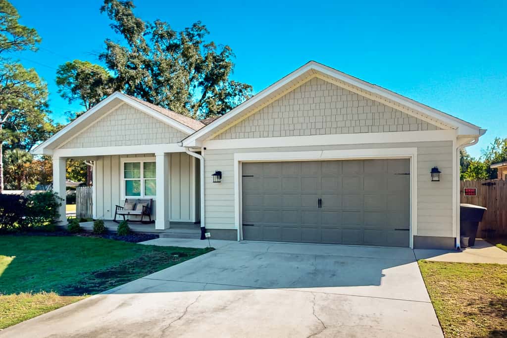 Contemporary dog-friendly retreat with pool & patio - near shops & attractions