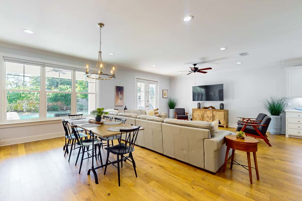 Contemporary dog-friendly retreat with pool & patio - near shops & attractions