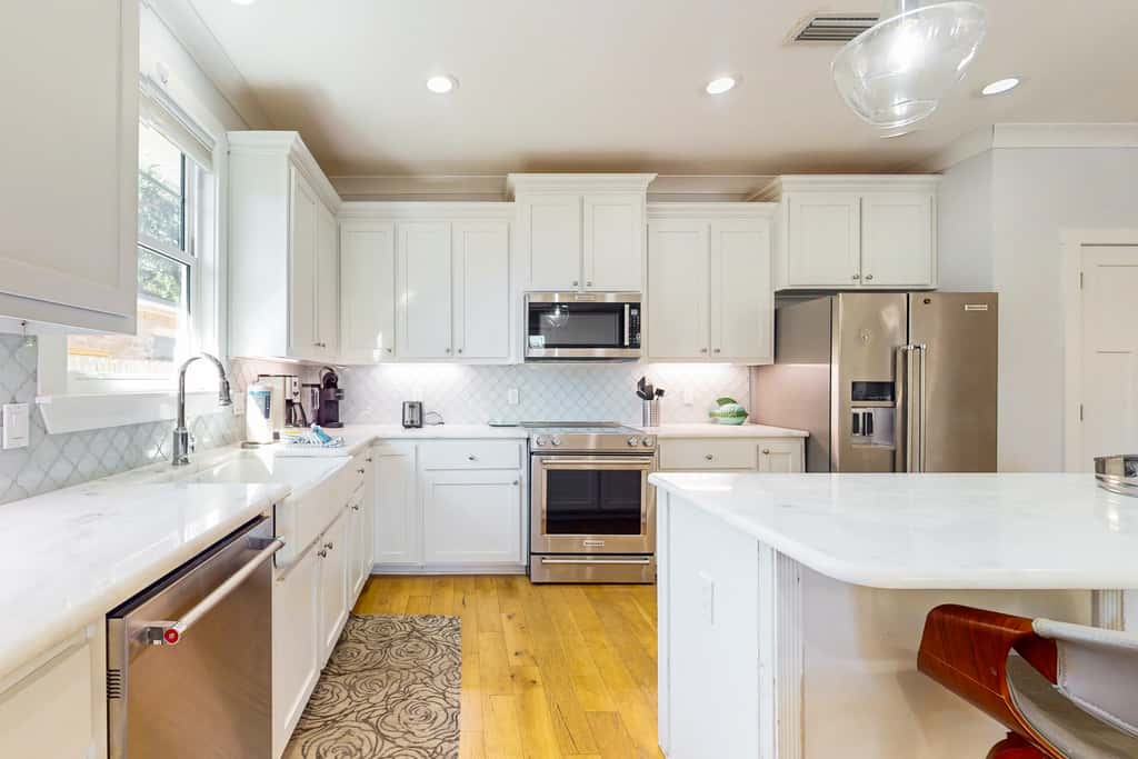 Contemporary dog-friendly retreat with pool & patio - near shops & attractions