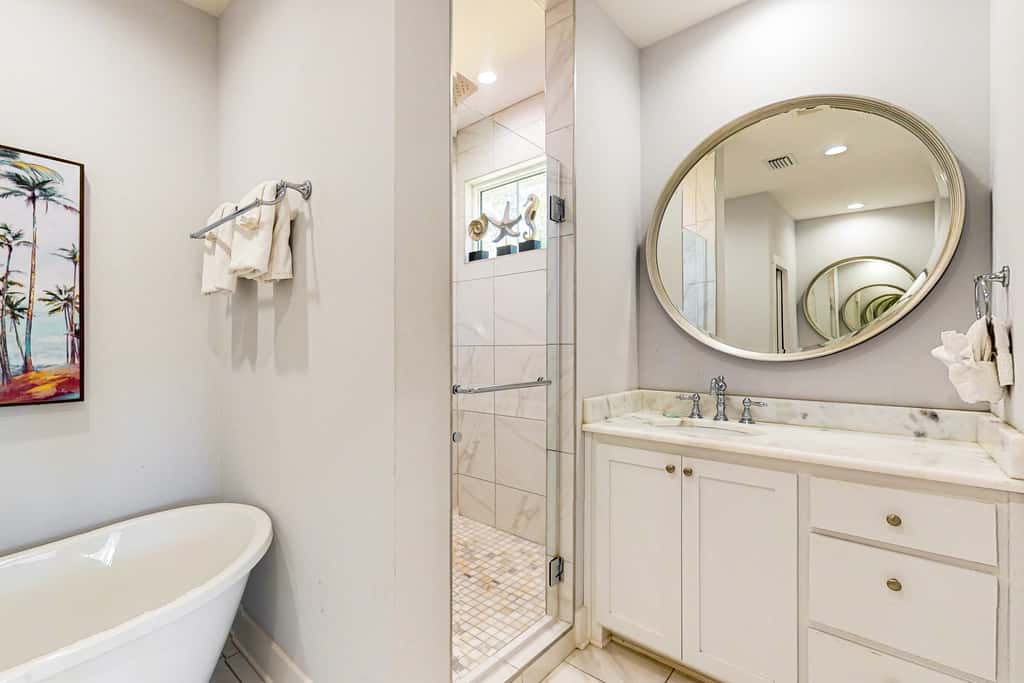 Contemporary dog-friendly retreat with pool & patio - near shops & attractions
