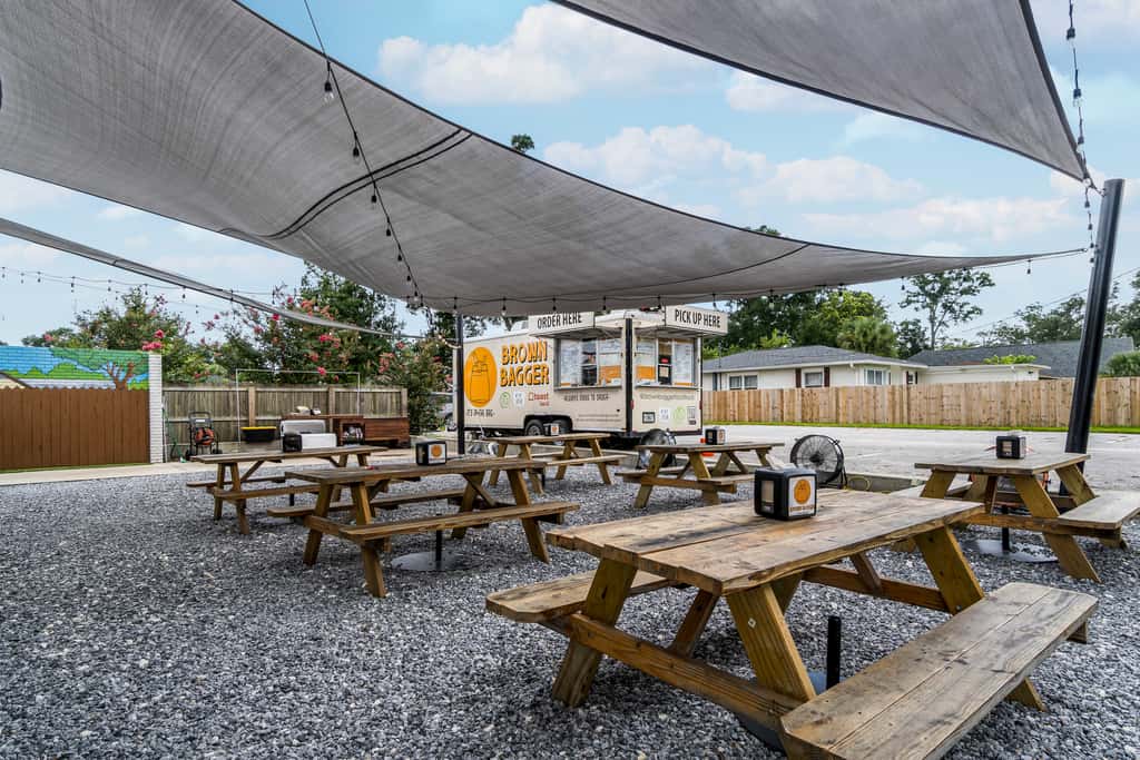 Contemporary dog-friendly retreat with pool & patio - near shops & attractions