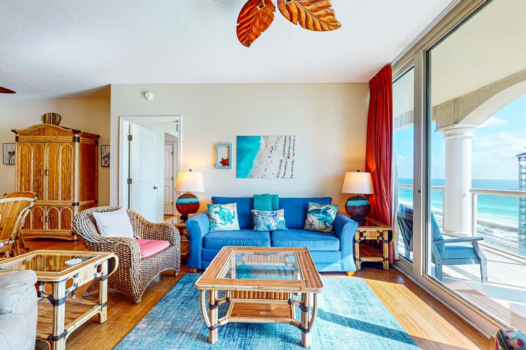 Gorgeous Resort Condo with Gulf Views, Shared Hot Tub, Pools, & Gym