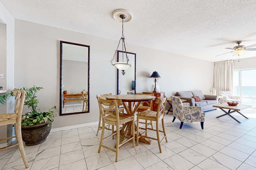 Gulf Front Condo with Onsite Pools, Fitness Center, Dry Sauna, and WiFi