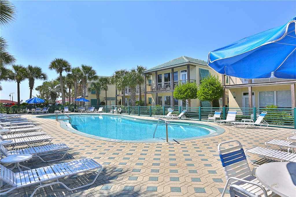 Lakefront condo with WiFi, water&beach views, pool