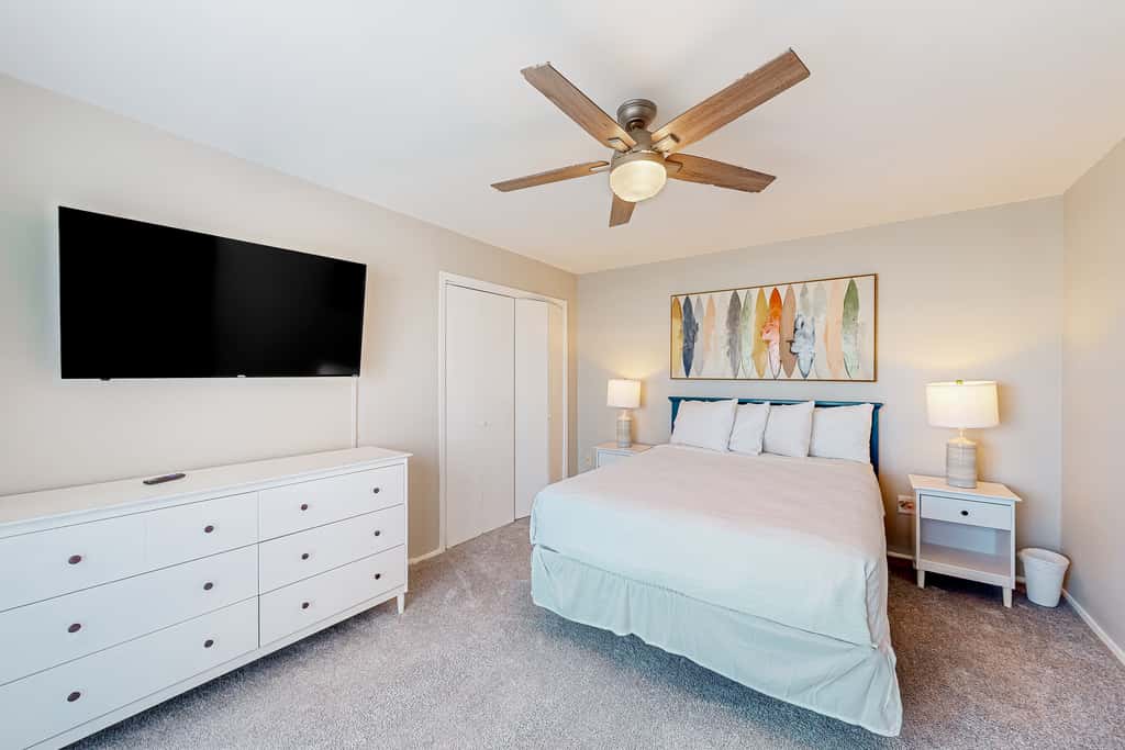 Sound-Side Condo with Grill, Deck, & W&D and Shared Pool
