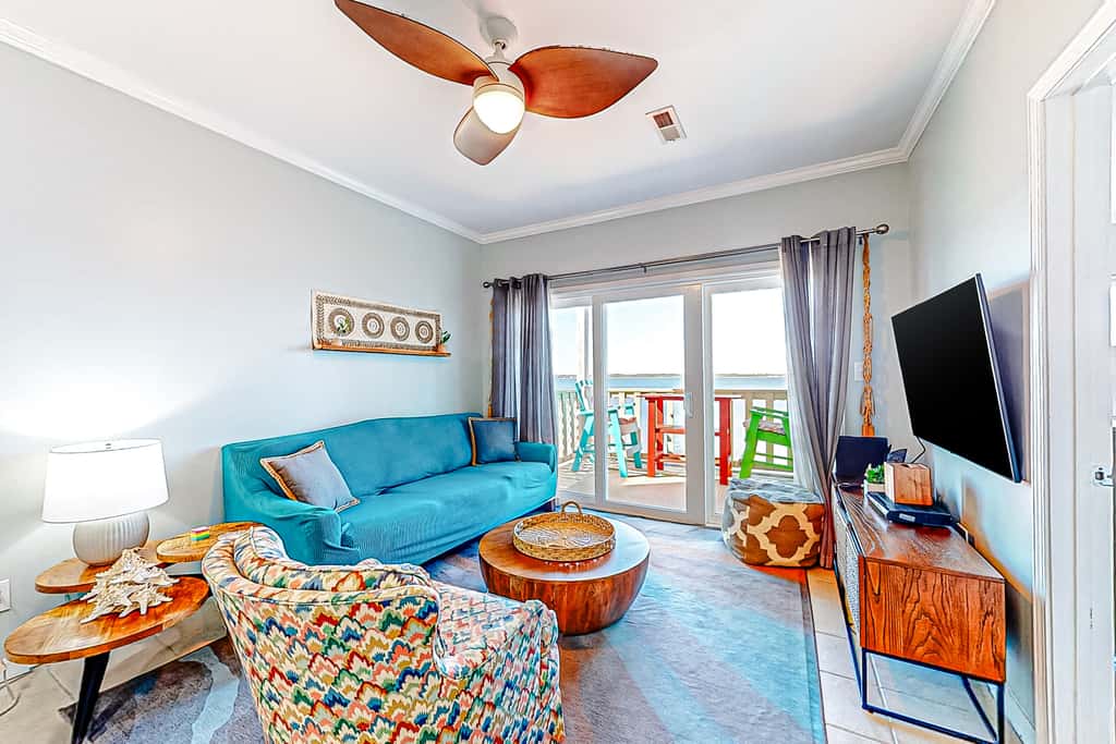 Second floor, beachfront condo with views, washer&dryer, heated pool