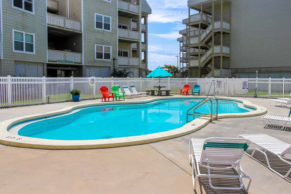 Second floor, beachfront condo with views, washer&dryer, heated pool