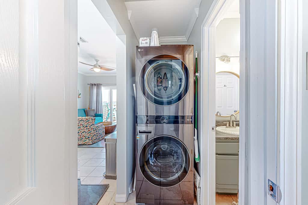 Second floor, beachfront condo with views, washer&dryer, heated pool