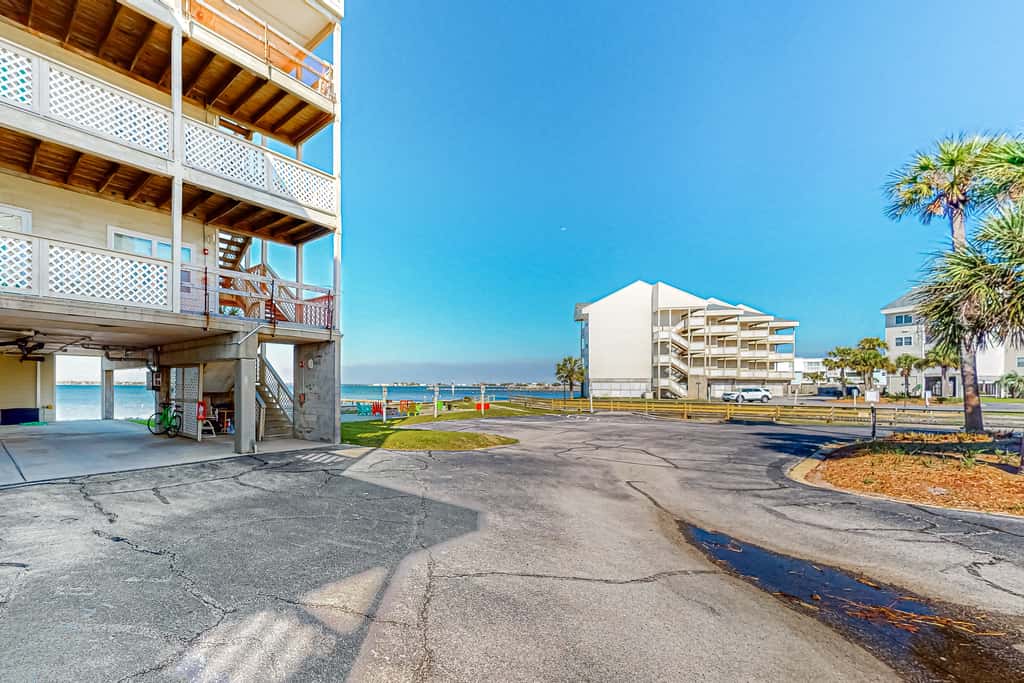 Second floor, beachfront condo with views, washer&dryer, heated pool