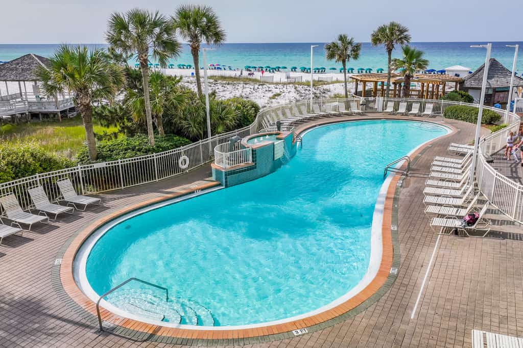 Pelican Beach Resort 1413