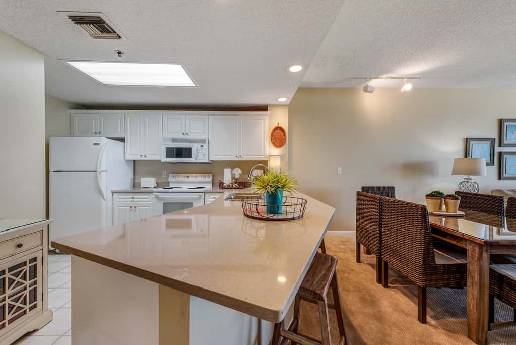Stunning, waterfront home with Gulf views, pool & fitness room access