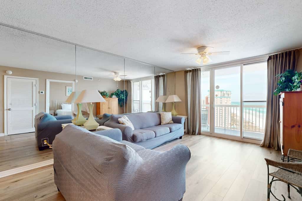 Pelican Beach Resort 1613