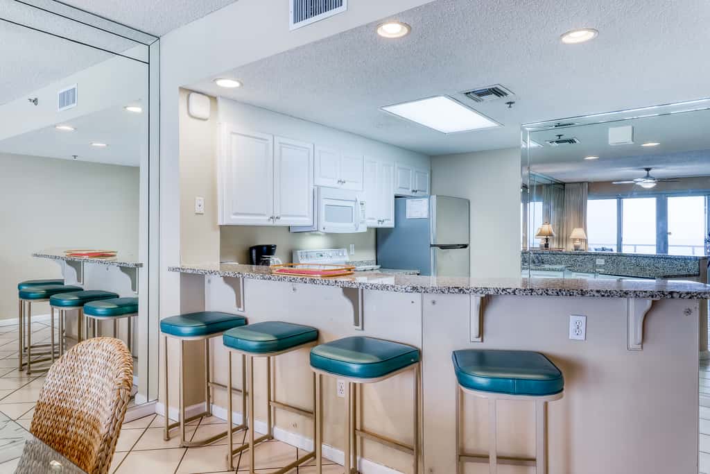 Elegantly-appointed condo at the beach with Gulf views & pool