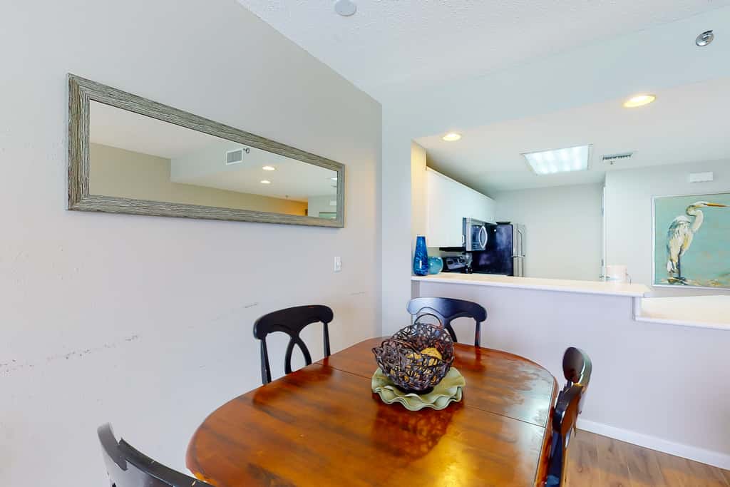 Gorgeous beach view home with balcony, pool & fitness room