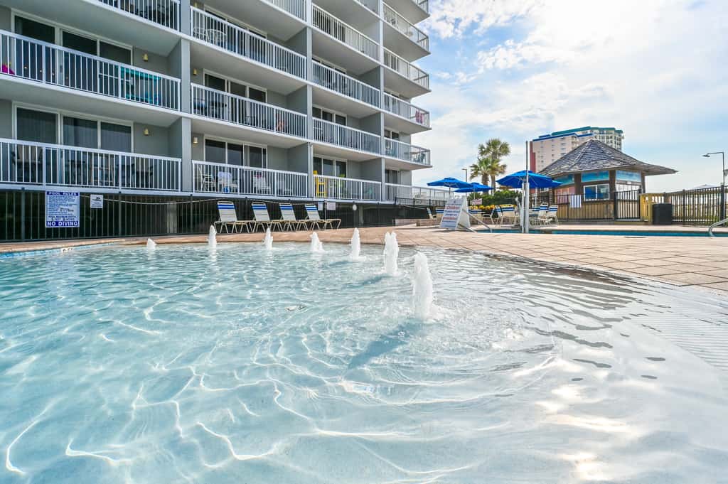 Ocean-view condo with central AC, pool & hot tub access & balcony