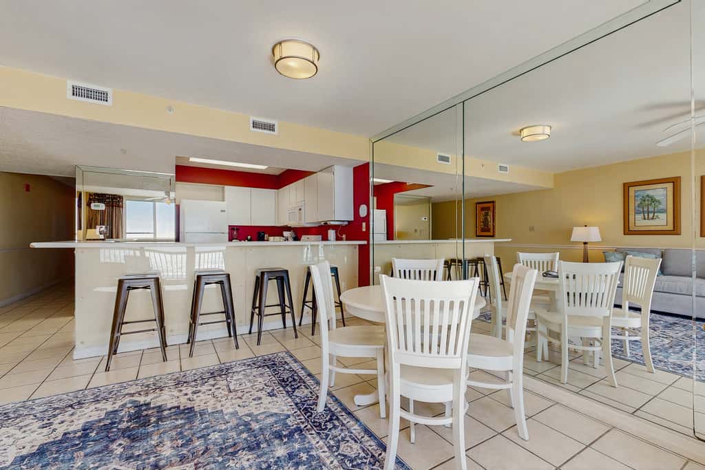 5th-floor condo with patio, pool & ocean views