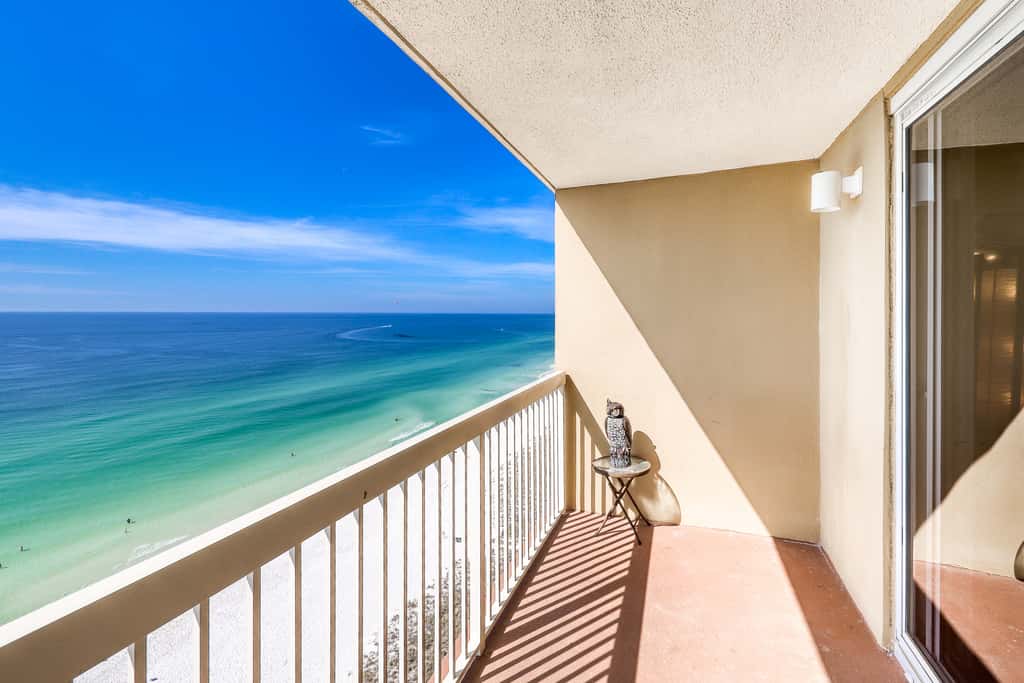 20th-story condo in Pelican Beach Resort with Gulf views