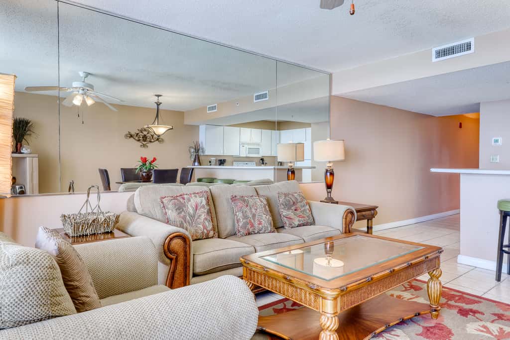 20th-story condo in Pelican Beach Resort with Gulf views