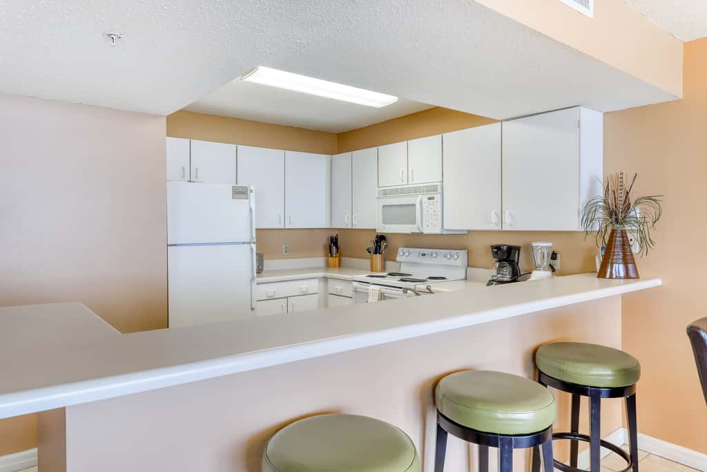 20th-story condo in Pelican Beach Resort with Gulf views