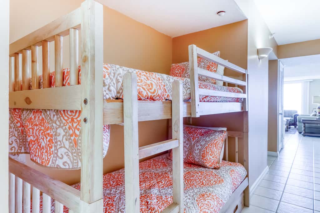 20th-story condo in Pelican Beach Resort with Gulf views
