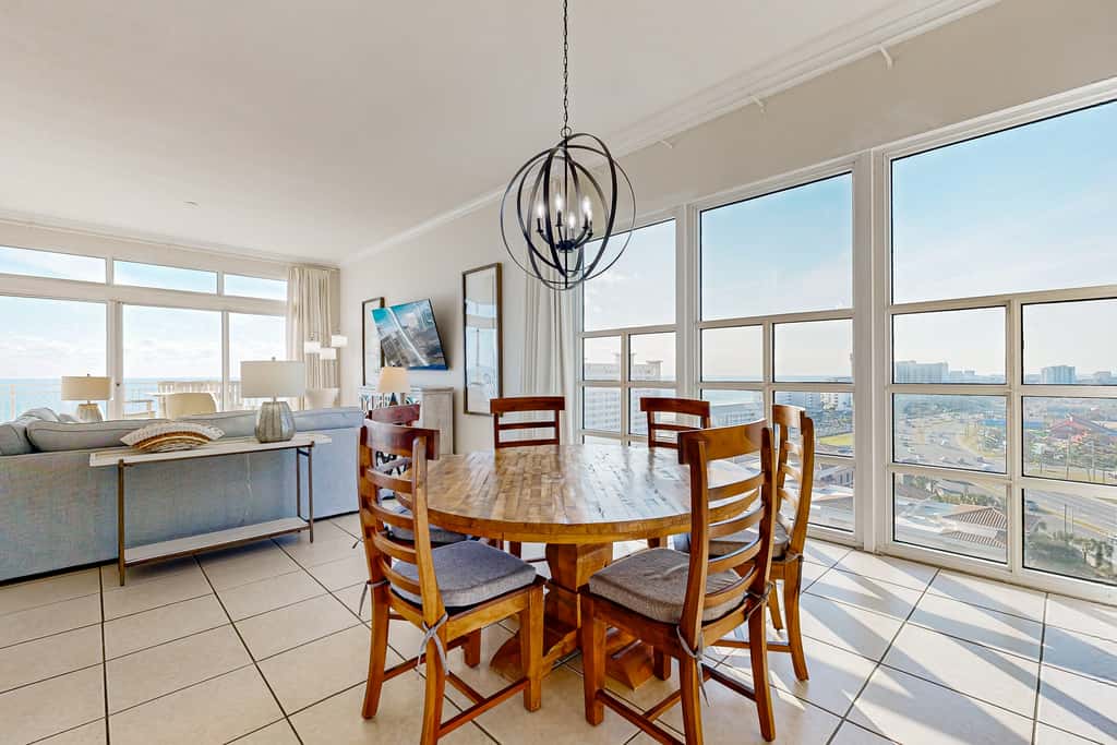 Beachfront condo w private balcony, Gulf views & on-site shared amenities