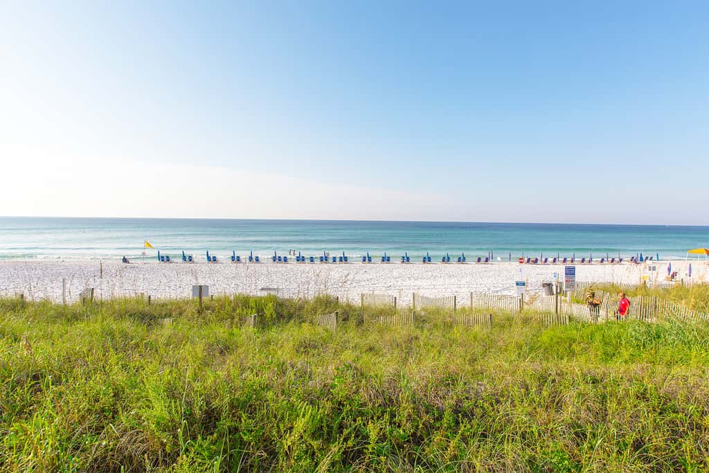 Beachfront condo w private balcony, Gulf views & on-site shared amenities