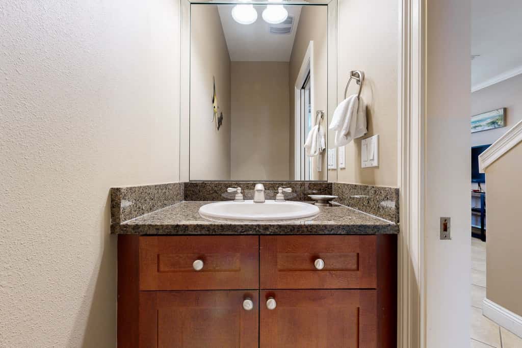 Nautical home in gated community with pool, hot tub & beach access