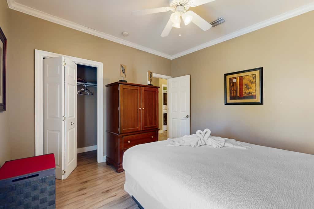 Nautical home in gated community with pool, hot tub & beach access