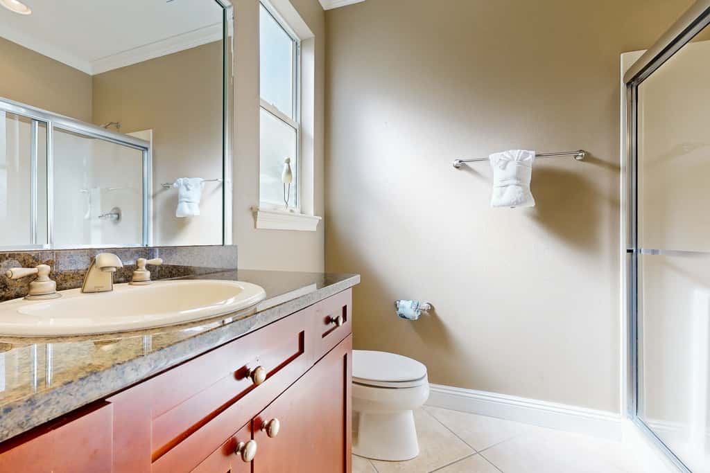 Nautical home in gated community with pool, hot tub & beach access
