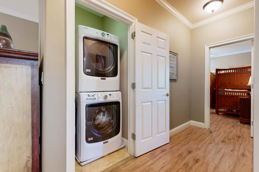 Nautical home in gated community with pool, hot tub & beach access