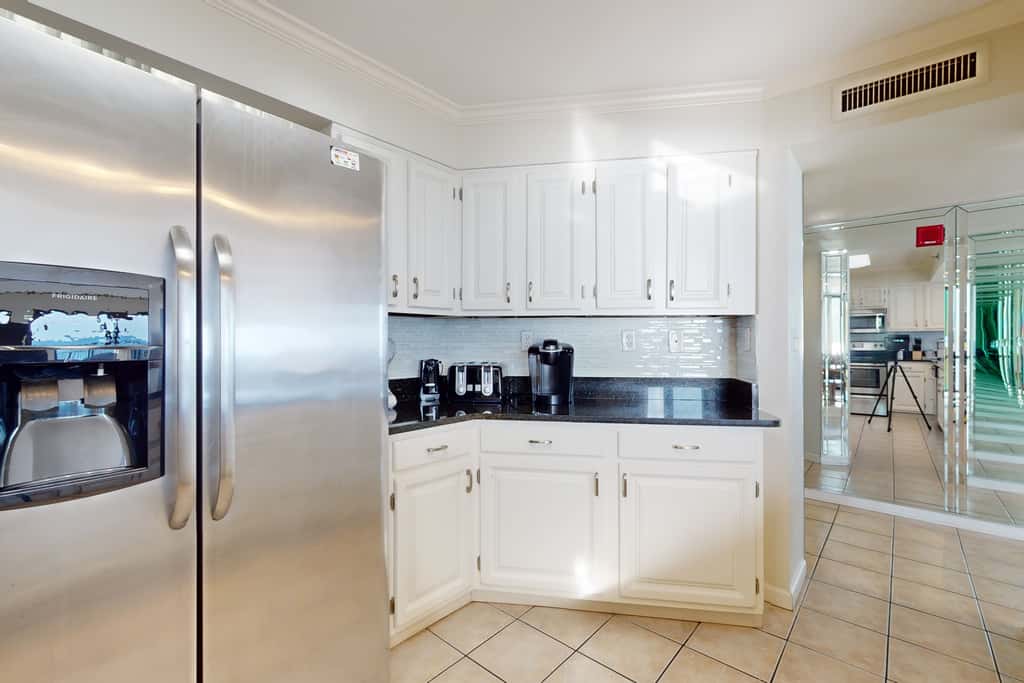Emerald Towers 0506