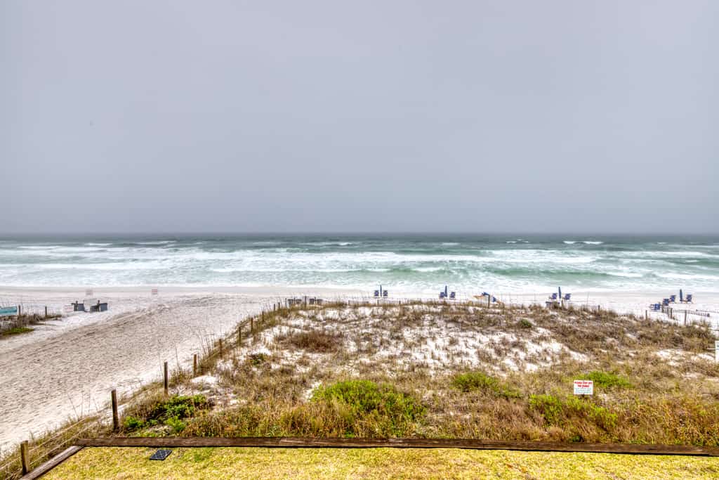 Second Floor Condo Many Amenities, Beach Access, Beach Equipment Included