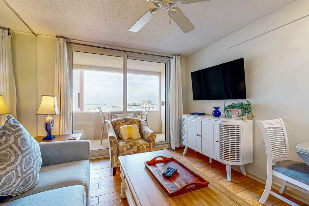 Jetty East 620A