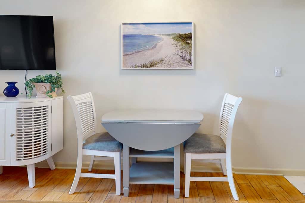 Jetty East 620A