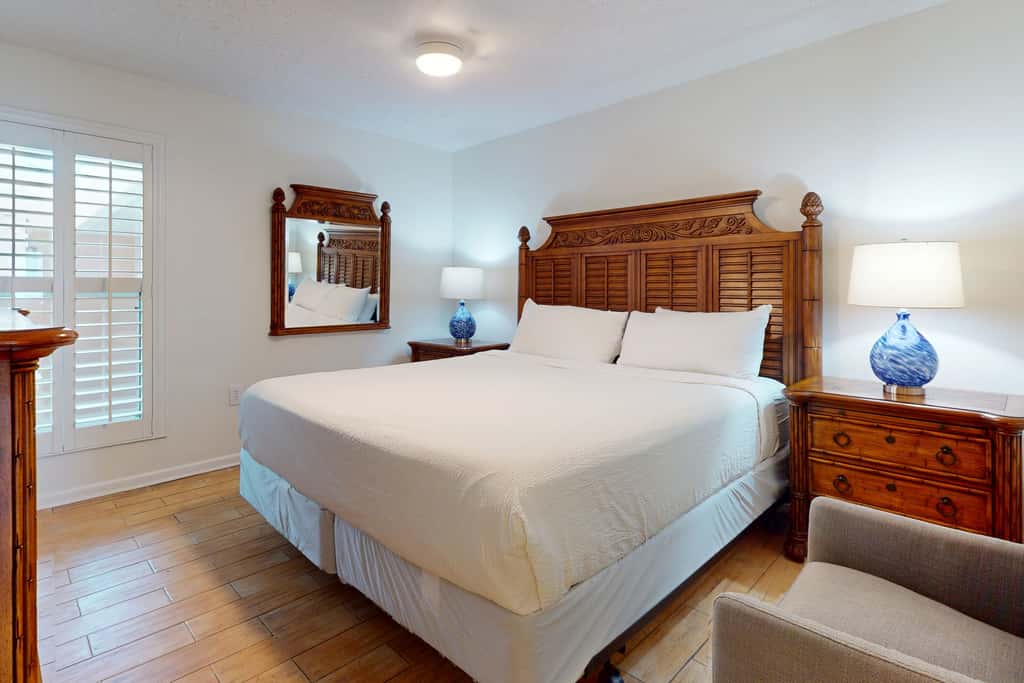 Jetty East 620A