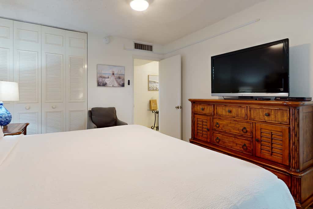 Jetty East 620A