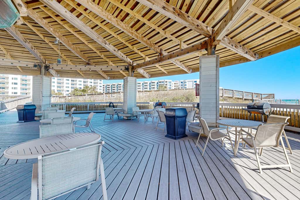 Jetty East 620A