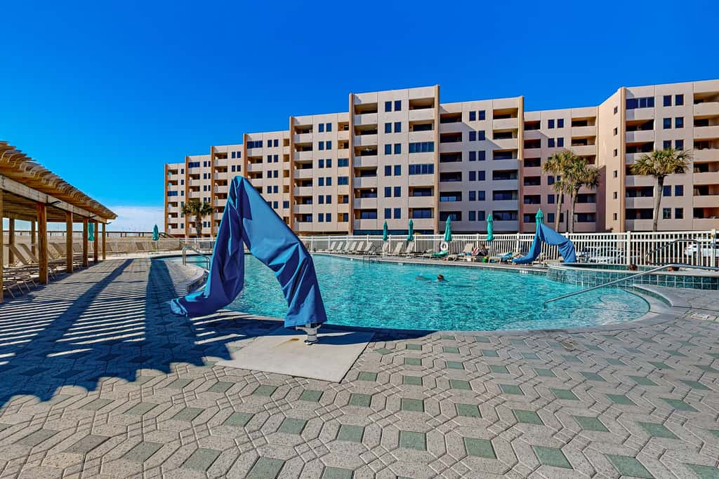 Jetty East 620A