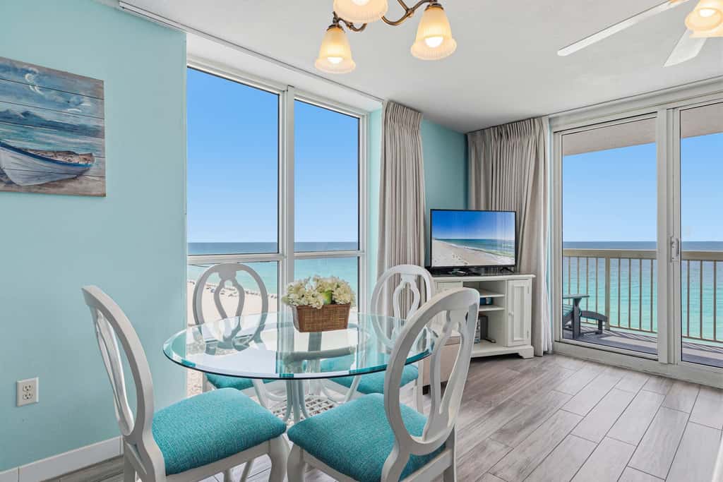 Gulf-front, 10th-floor corner condo with pools & hot tub - majestic views